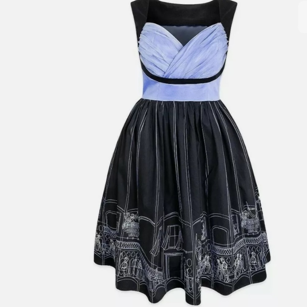 The Dress Shop XL Disney Haunted Mansion Ballroom